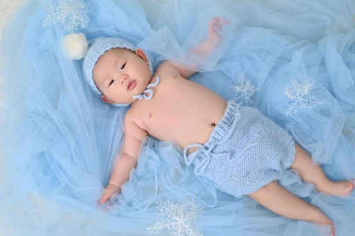 广州代怀试管生子宝宝拉肚发烧