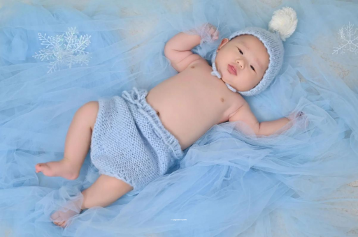 广州代怀试管生子宝宝眼睛肿是什么原因 广州代怀试管生子宝宝眼睛肿是什么原因